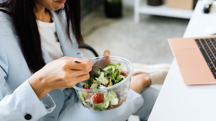 How to Eat Clean for Beginners: A Dietitian’s Guide